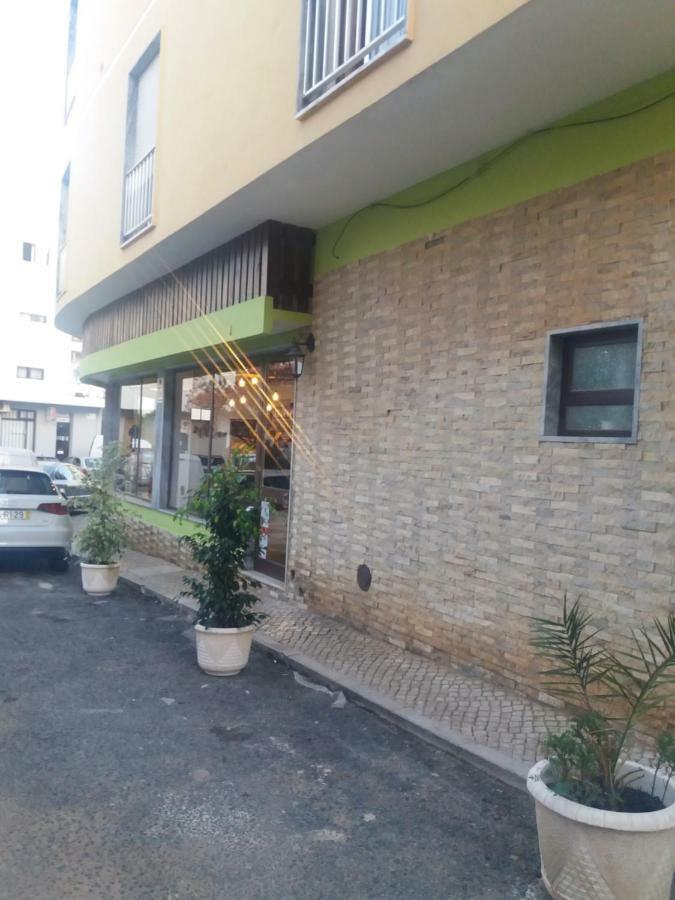 Guest House Pacifica Quarteira Exterior foto